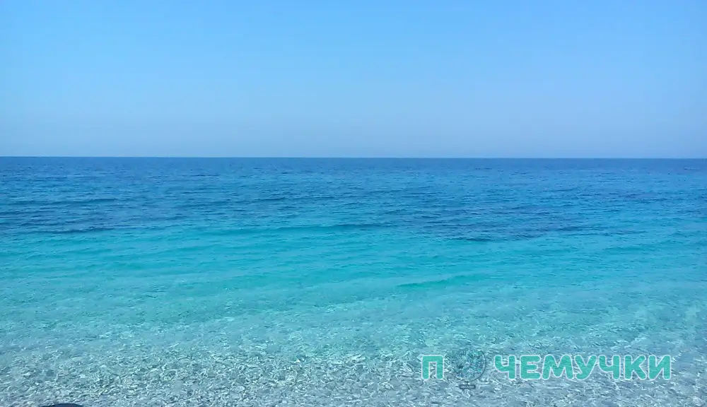 Цвет спокойного моря