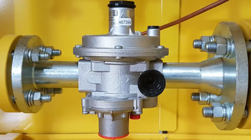 регулятор тиску газу
