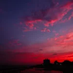 красное небо ночью